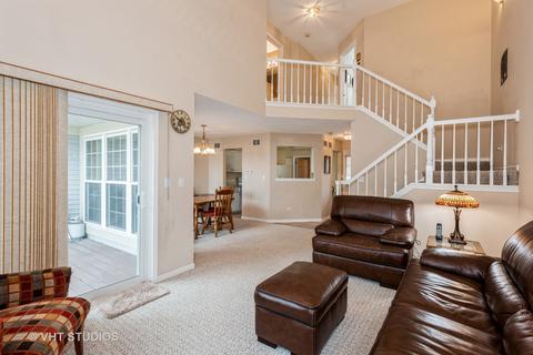 338 Cimarron Rd E, Lombard, IL 60148 photo 5