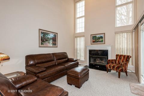 338 Cimarron Rd E, Lombard, IL 60148 photo 4