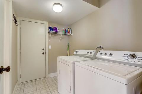 937 Symphony Dr, Aurora, IL 60504 photo 20