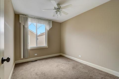 937 Symphony Dr, Aurora, IL 60504 photo 13