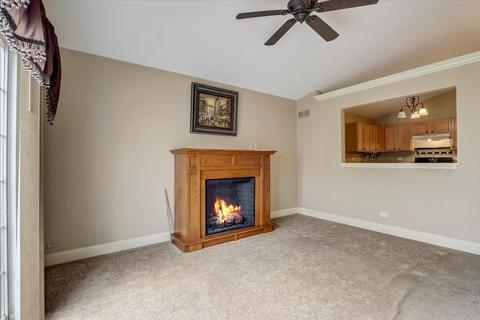 937 Symphony Dr, Aurora, IL 60504 photo 3