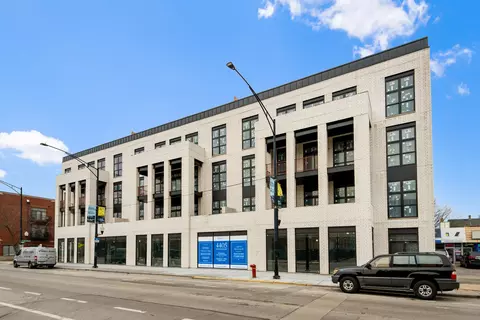 4405 N Richmond St #203, Chicago, IL 60625
