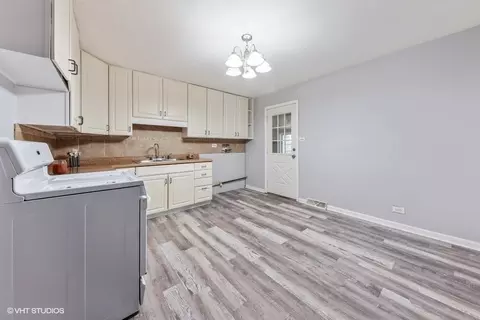 1102 Highland Ave, Lockport, IL 60441 photo 5