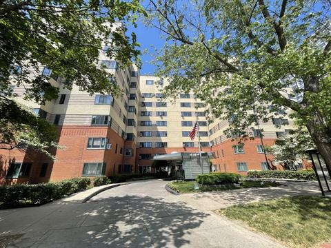 5040 N Marine Dr #C2, Chicago, IL 60640