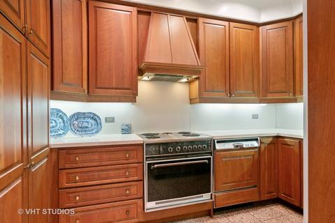 70 E Cedar St #1402, Chicago, IL 60611 photo 5