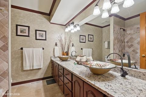 2404 N Long Ln, Mchenry, IL 60051 photo 20