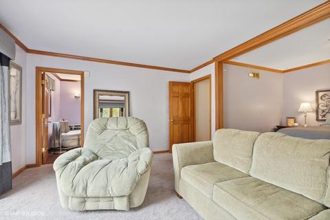2404 N Long Ln, Mchenry, IL 60051 photo 15