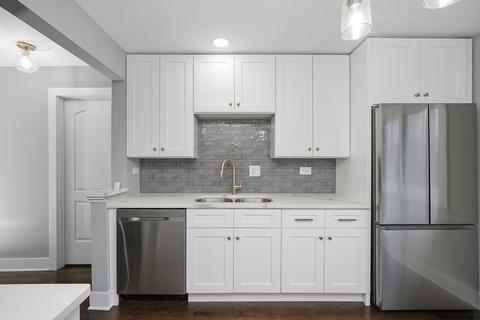 522 E 88th Pl, Chicago, IL 60619 photo 8