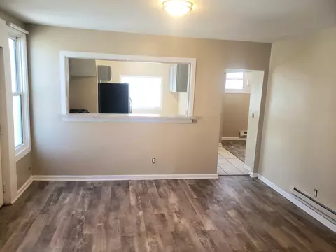 Bedroom - 553 E Bourbonnais St, Kankakee, IL 60901 photo 2 of 2