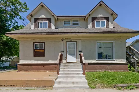 Exterior - 553 E Bourbonnais St, Kankakee, IL 60901 photo 2 of 6