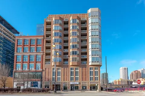 720 W Randolph St #908, Chicago, IL 60661