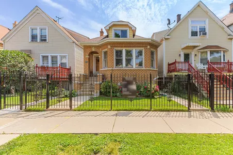 2217 N Keeler Ave, Chicago, IL 60639