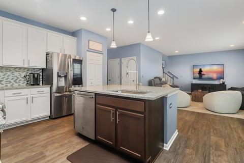 12312 Dublin Ln, Plainfield, IL 60585 photo 9