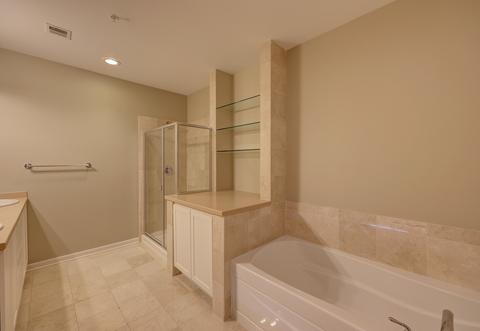 267 E Railroad Ave #204, Bartlett, IL 60103 photo 24