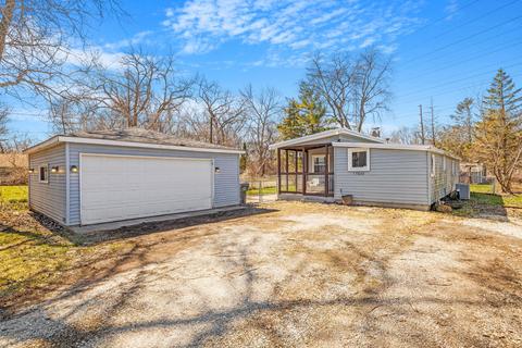 17832 Bock Rd, Lansing, IL 60438 photo 1