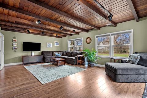 520 Parkway Dr, Wheaton, IL 60187 photo 14