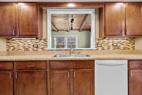 520 Parkway Dr, Wheaton, IL 60187 photo 17