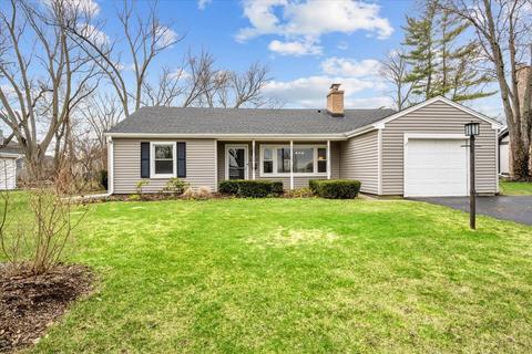 520 Parkway Dr, Wheaton, IL 60187 photo 1
