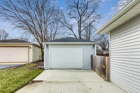 3005 Martin Ln, Rolling Meadows, IL 60008 photo 33
