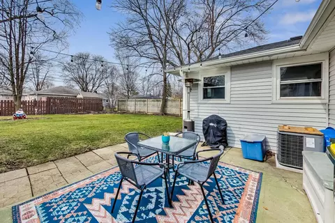 3005 Martin Ln, Rolling Meadows, IL 60008 photo 29