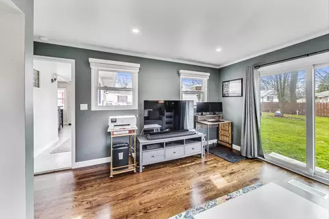 3005 Martin Ln, Rolling Meadows, IL 60008 photo 13