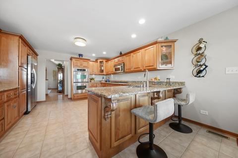 28546 S State Line Rd, Beecher, IL 60401 photo 8