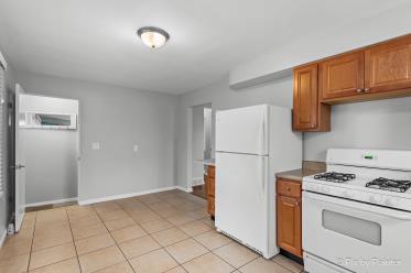 112 Park Ave, Cary, IL 60013 photo 10
