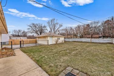 112 Park Ave, Cary, IL 60013 photo 6