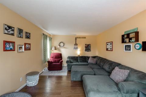 2214 E Olive St, Bloomington, IL 61701 photo 8