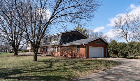2214 E Olive St, Bloomington, IL 61701 photo 3