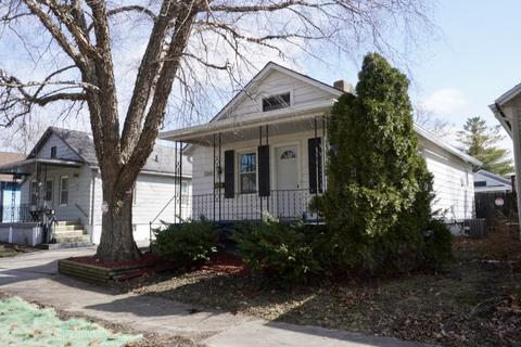 1007 E Taylor St, Bloomington, IL 61701 photo 2