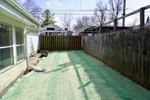 1007 E Taylor St, Bloomington, IL 61701 photo 16