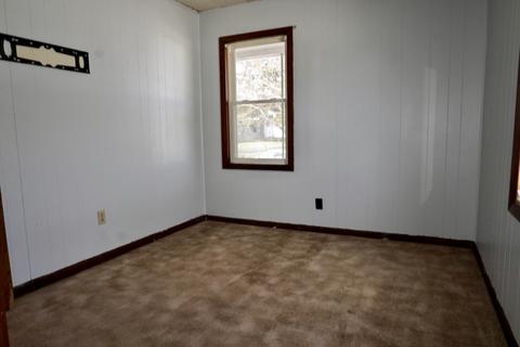 1007 E Taylor St, Bloomington, IL 61701 photo 8