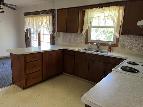 921 25th St, Peru, IL 61354 photo 5