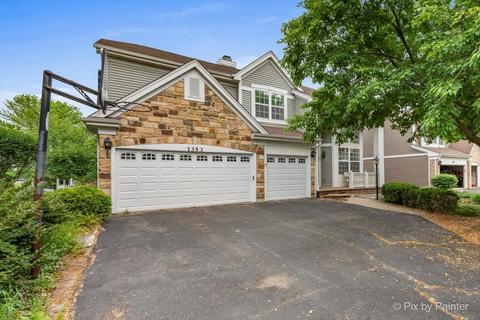 1353 N Larkspur Ln, Palatine, IL 60074