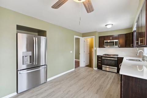 9724 S Normal Ave, Chicago, IL 60628 photo 12
