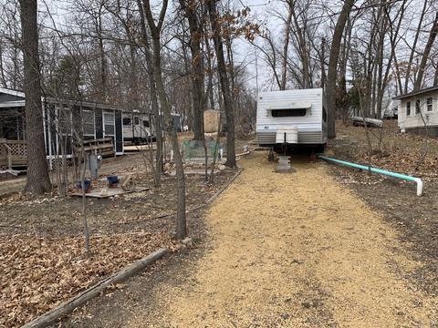 1052 Woodhaven, Sublette, IL 61367