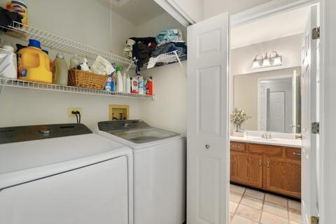 254 Shawnee Ct, Bartlett, IL 60103 photo 29