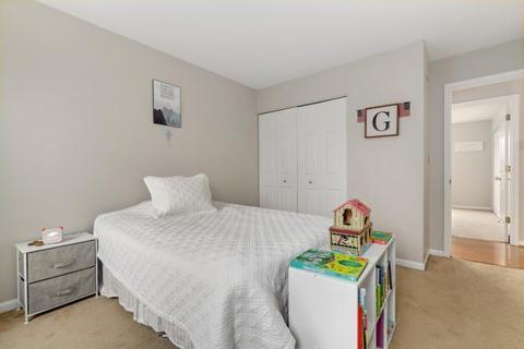 254 Shawnee Ct, Bartlett, IL 60103 photo 22