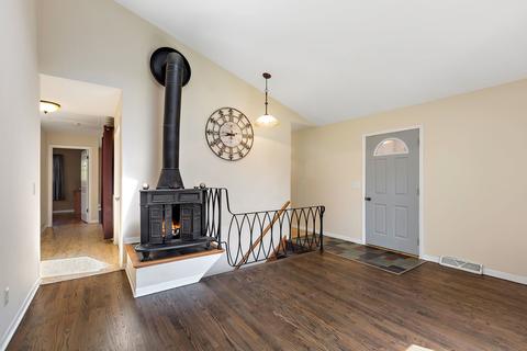 3112 Crescent Ave, Mchenry, IL 60050 photo 5