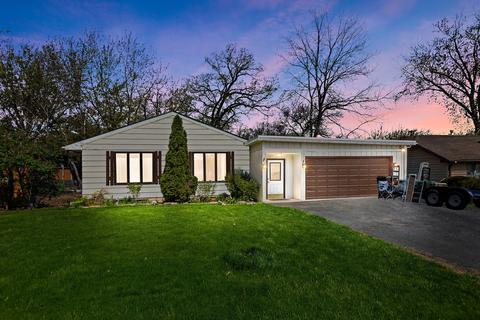 3112 Crescent Ave, Mchenry, IL 60050