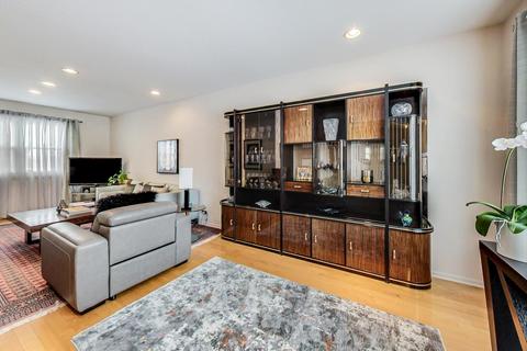 638 Hastings Rd, Wheeling, IL 60090 photo 8