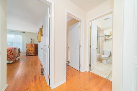 205 Shadow Bend Dr, Wheeling, IL 60090 photo 13