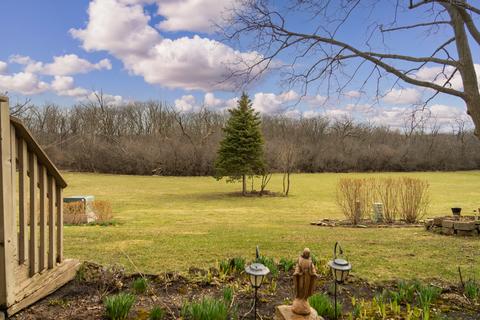 205 Shadow Bend Dr, Wheeling, IL 60090 photo 22