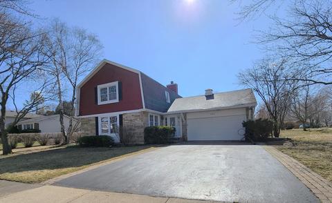 735 Chestnut Ct, Algonquin, IL 60102