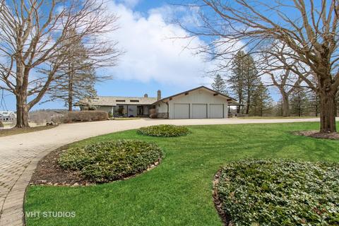 243 Butternut Rd, Barrington Hills, IL 60010