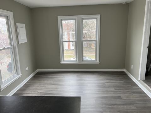 523 E Benton St, Aurora, IL 60505 photo 18