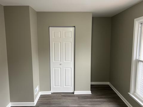 523 E Benton St, Aurora, IL 60505 photo 8