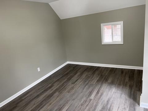 523 E Benton St, Aurora, IL 60505 photo 12