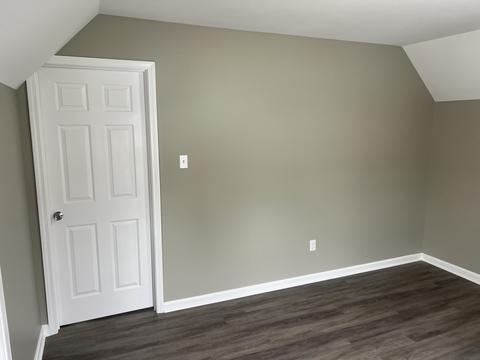 523 E Benton St, Aurora, IL 60505 photo 14